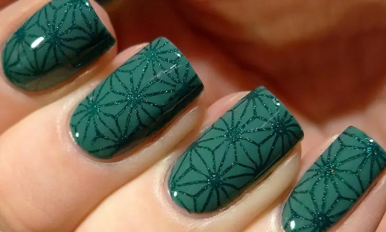 dark green new years eve manicure ideas nail design and art decorations