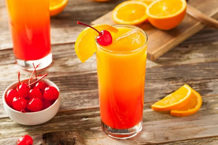 easy recipes for party drinks_fruity alcohol drinks