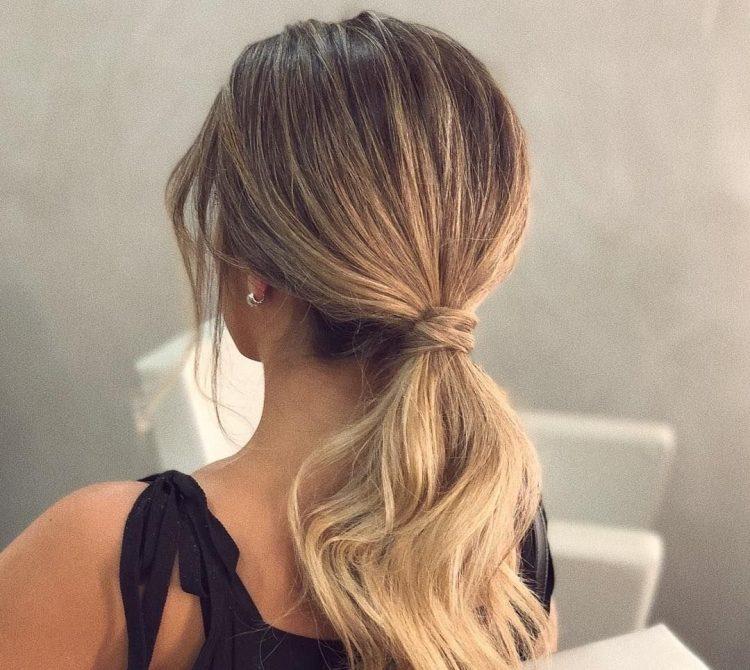 71 Cool and Trendy Medium Length Hairstyles - StayGlam