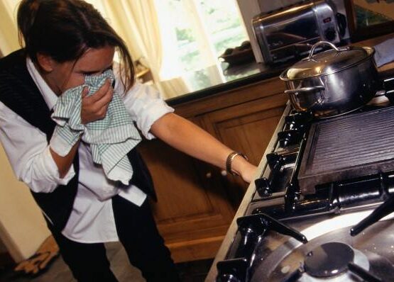 gas stove carbon monoxide release poisoning tips to prevent