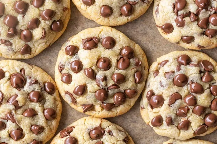 keto-chocolate-chip-cookies_gluten free cookies