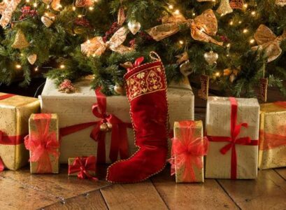 last-minute christmas presents surprise your loved ones this december list of christmas gifts