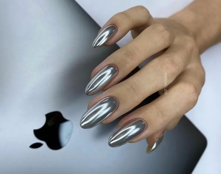 light silver chrome nails very trendy idea design and art no decoration minimalistic manicure