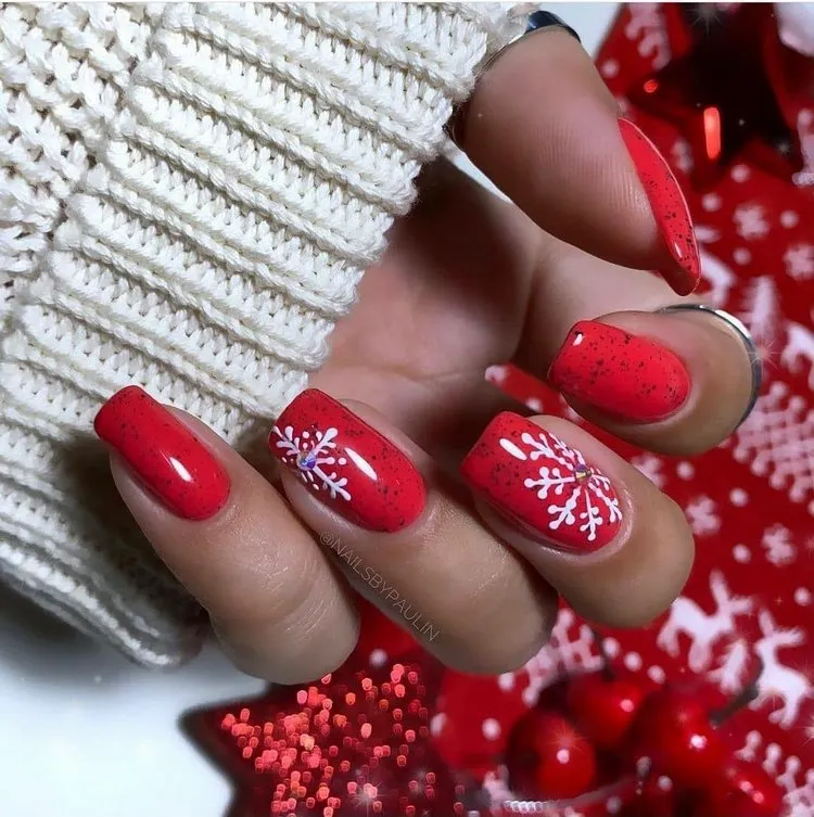 red Christmas nails 2022 ideas for short nails