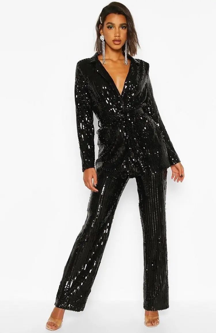 sequin black suit the perfect outfit for a party and the holidays find many inspirations and ideas