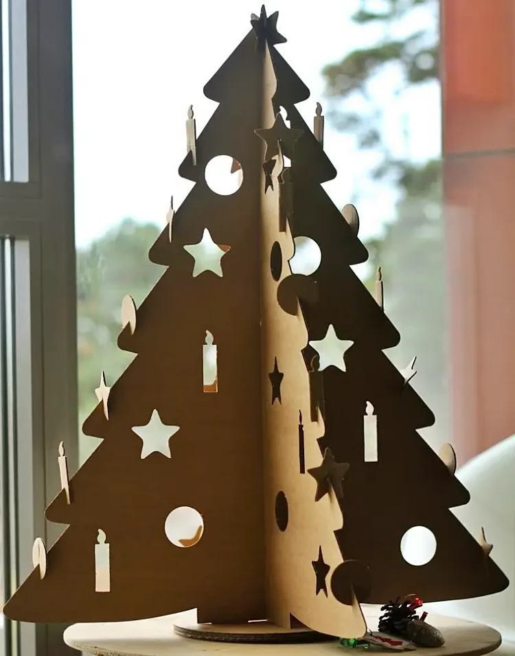 upcycled DIY Christmas gifts decor fir tree idea