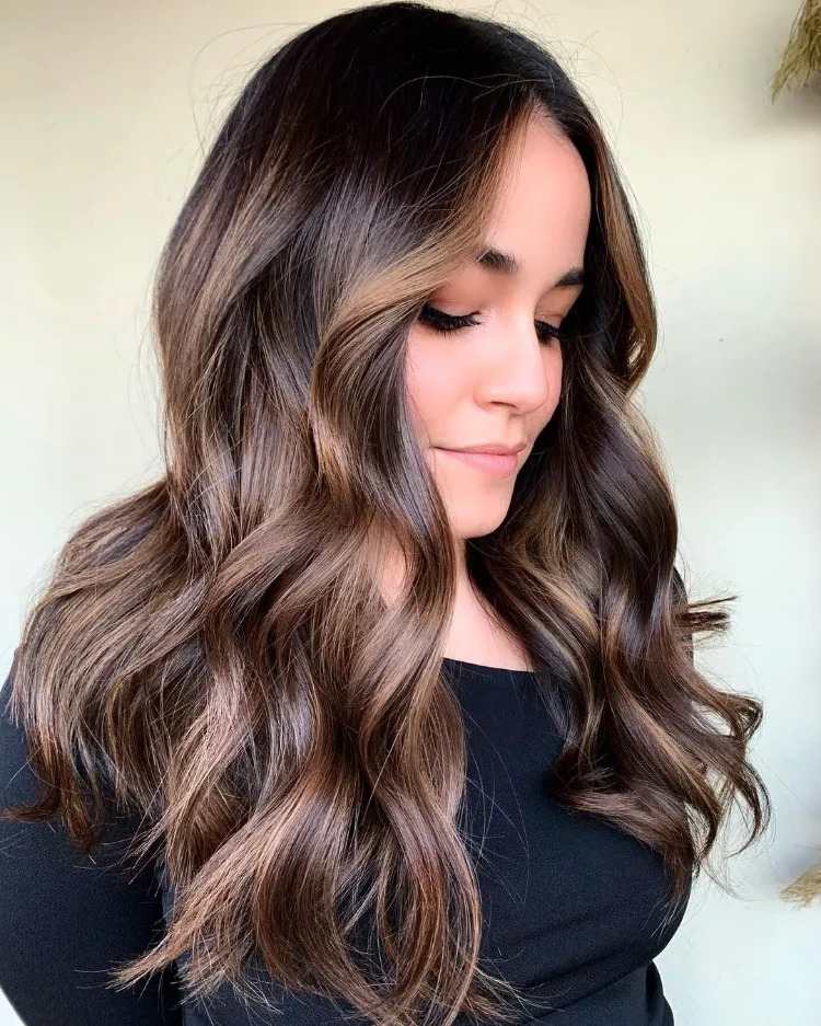 Attention Brunettes Ash Brown Hair Is The Hairstyle Trend For 2023 That Were Obsessed With