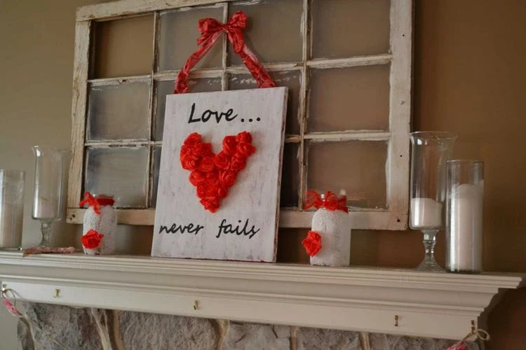 DIY gift Valentines Day decoration wooden board heart motif lettering