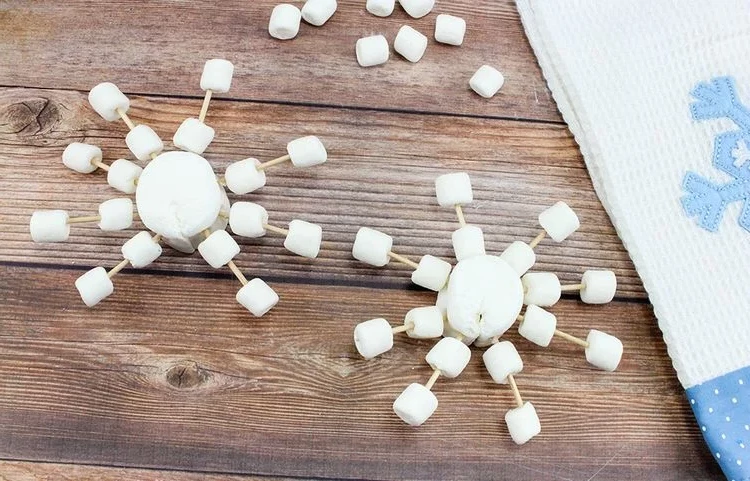 DIY marshmallow snowflakes winter crafts for kids