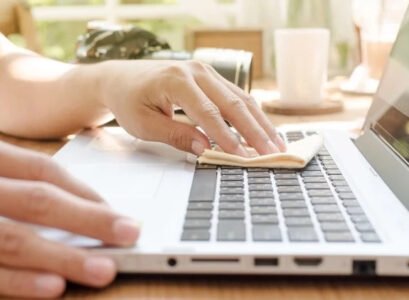 How-to-clean-your-laptop-keyboard-screen-touchpad