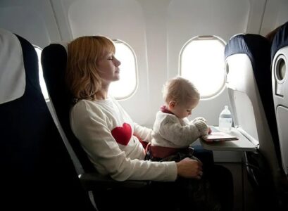 How-to-travel-with-a-baby-on-a-plane-What-do-you-need-to-know-and-prepare