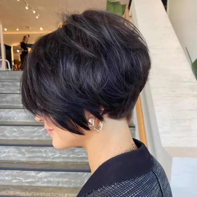 How To Wear A Stacked Inverted Bob At 50 