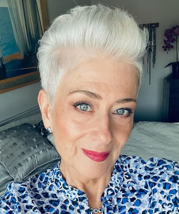 Short and bold hairstyles for older ladies