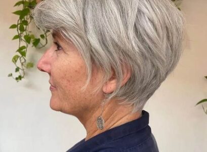 Short-hairstyles-2023-for-women-over-60-trendy-haircuts