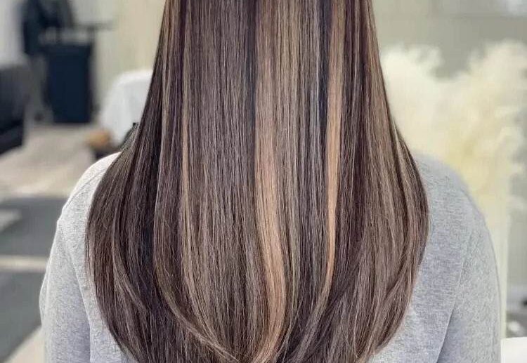 V-cut-for-medium-length-and-long-hair