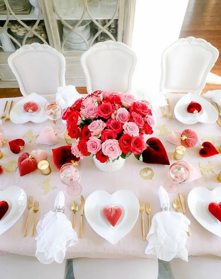 Valentines Day table decoration with hearts and roses