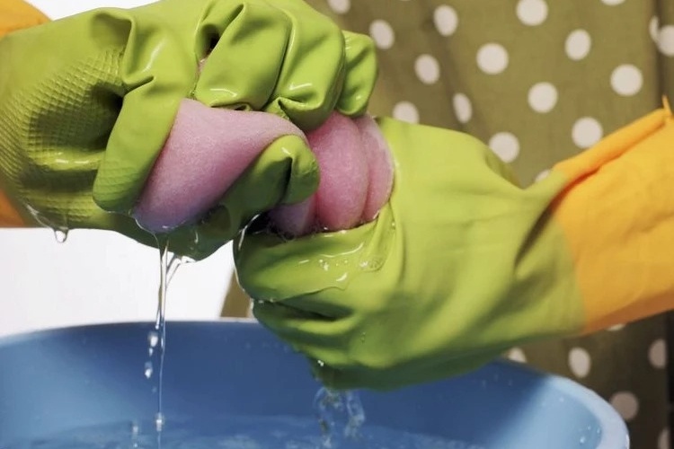 What-should-never-be-cleaned-with-water-9-surfaces-and-fabrics