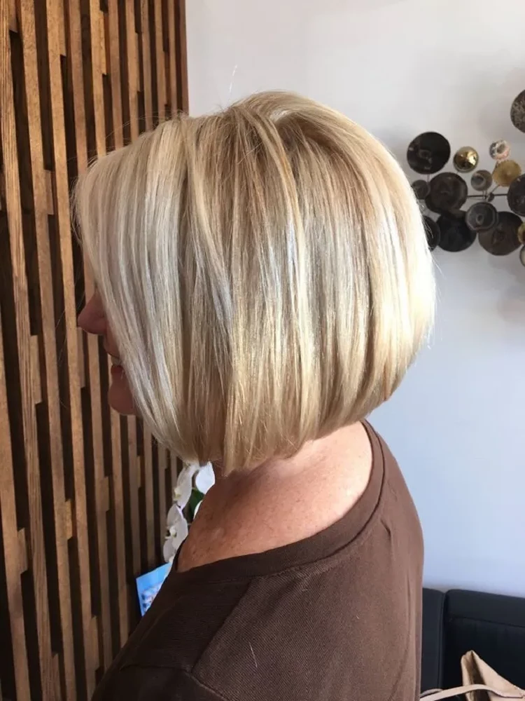 Which bob hairstyle for 60 year old women will make you look younger in 2023