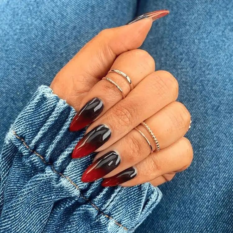 black and red nails_ombrenails