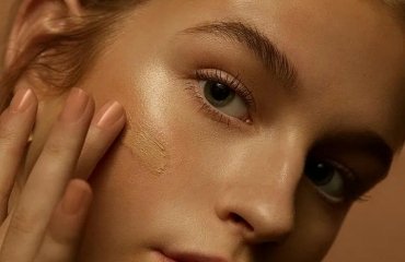 how to choose between bb and cc cream color correcting healthy glow moisturizing effect