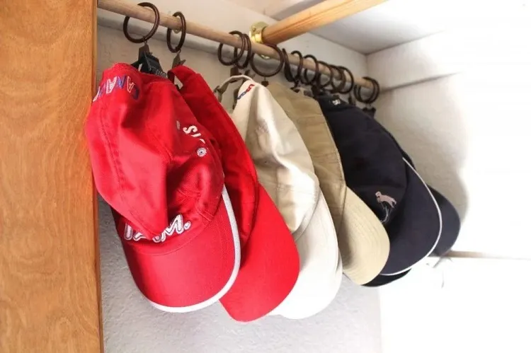 how to store a baseball cap_how to preserve a baseball cap