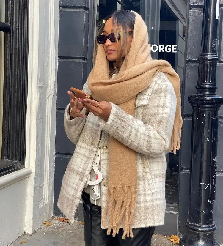 how to wear a scarf in the winter outfit ideas inspiration