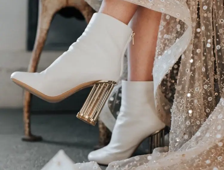 how to wear white ankle boots with a skirt this season winter 2023 midium high