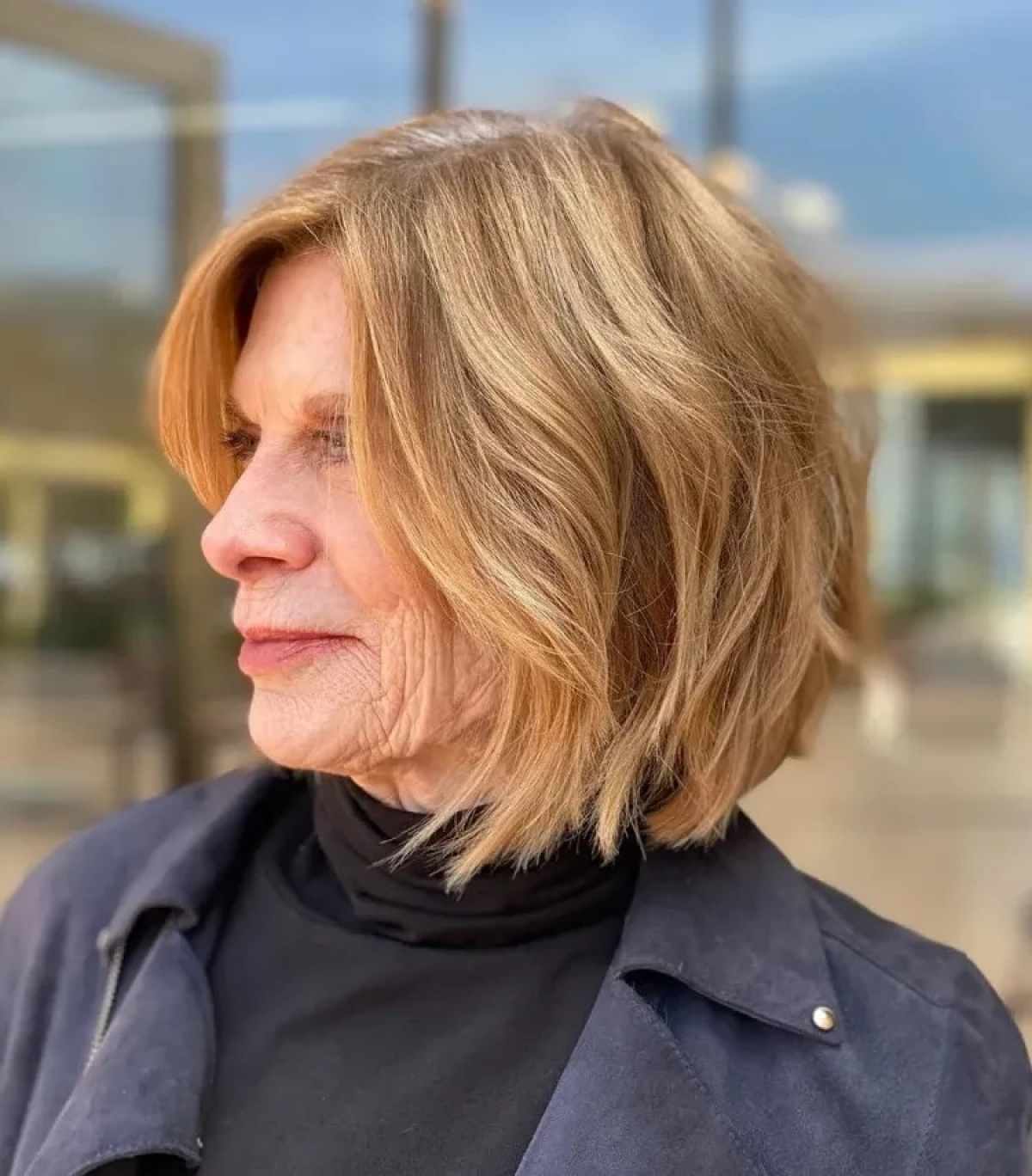 Inverted bob with bangs for women over 60 to look younger: 5 anti-aging  looks to wear in 2023!
