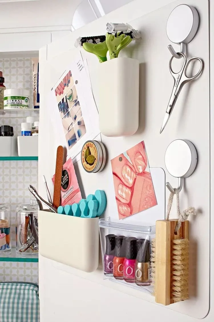 medicine cabinet storage ideas_how to organize your bathroom