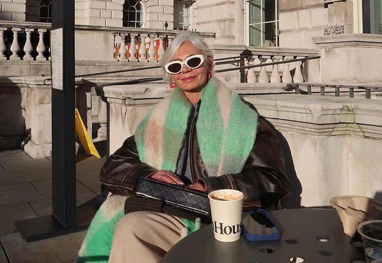 outfit inspiration for women over 50 ideas fashion style chic elegant winter 2023