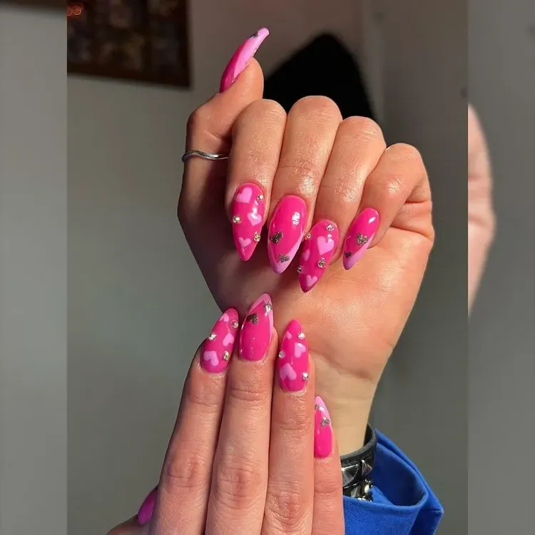 pink fuchsia flowers pink manicure idea