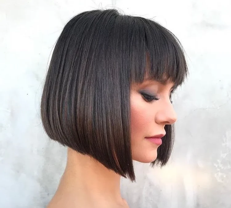 stacked inverted bob how to wear blunt bob 2023 spring