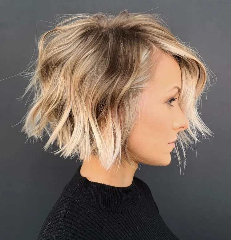 textured blunt-bob-with-highlights-lowlights