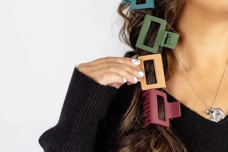 trendy-hairstyles-with-claw-clips