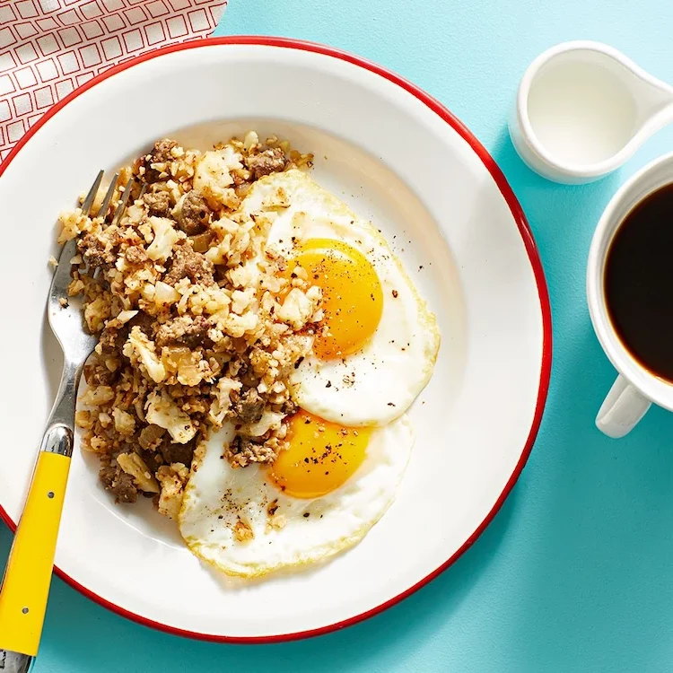 walnuts and fried eggs the perfect low carb breakfasts to lose weight