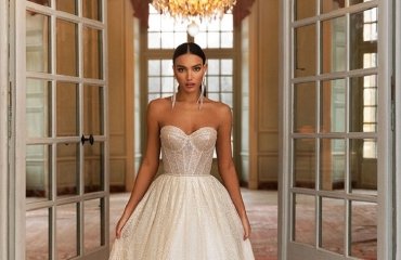 wedding dresses 2023 bridal style elegant look simple trendy collection chic