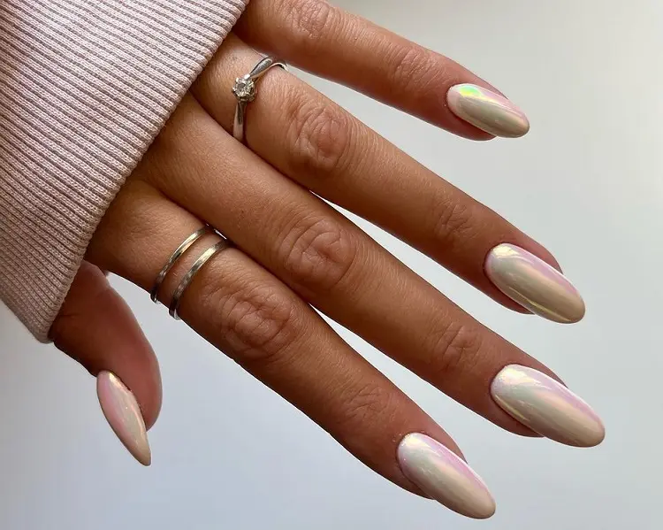 white chrome nails donut glazed nail trends 2023 january how to do my next manicure ideas