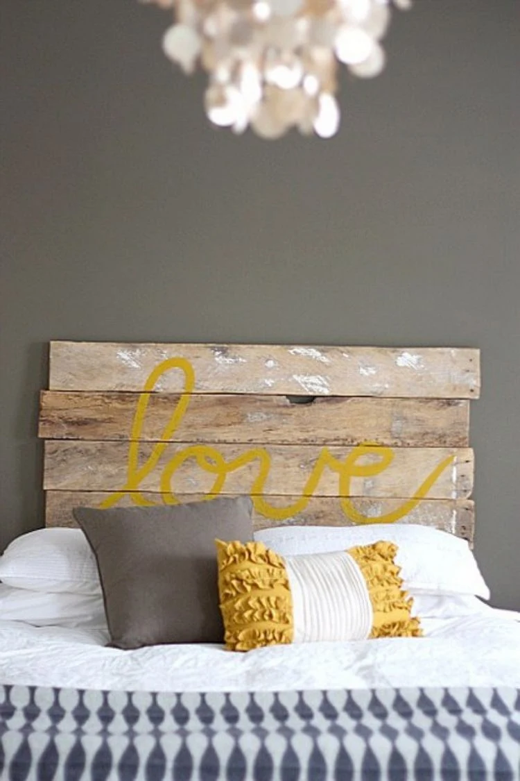 Bed-Headboard-Love-Clause-Let-Bedroom-Decorate