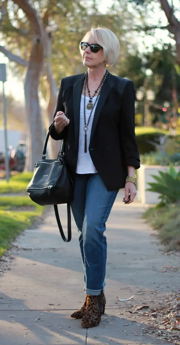 Black-and-navy-blue-blazers-are-a-must-have-in-women's-over-50s wardrobe