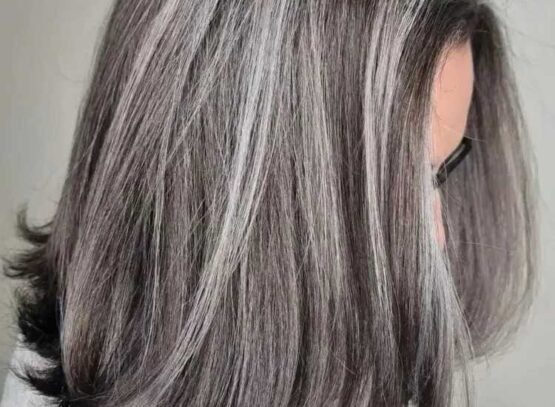 Gray-Lob-trendy-hairstyle-2023-long-bob