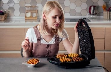 How-to-clean-a-waffle-maker-follow-simple-steps