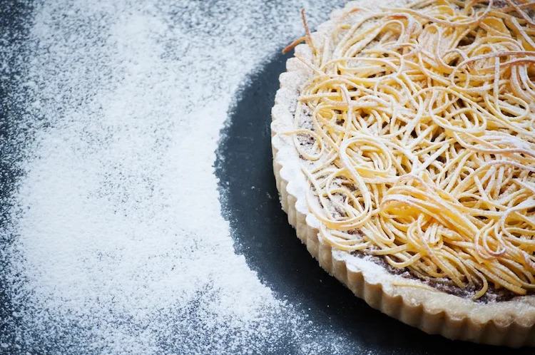 How-to-make-spaghetti-cake-with-shortcrust-pastry