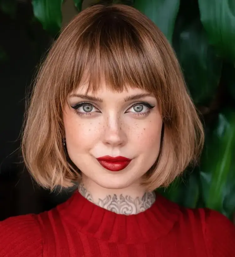 Short-Hairstyles-With-Bangs-Trends-2023