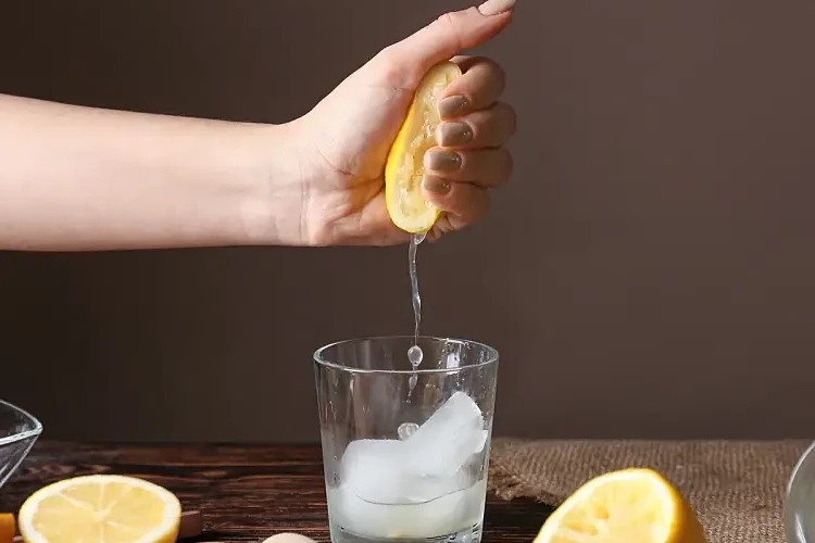 Why-drink-lemon-water-health-benefits