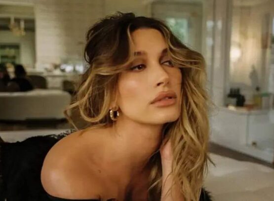 bedroom hair 2023 trendy highlights