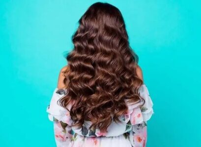 brunette-hair-colour-ideas-2023-glossy-mocha