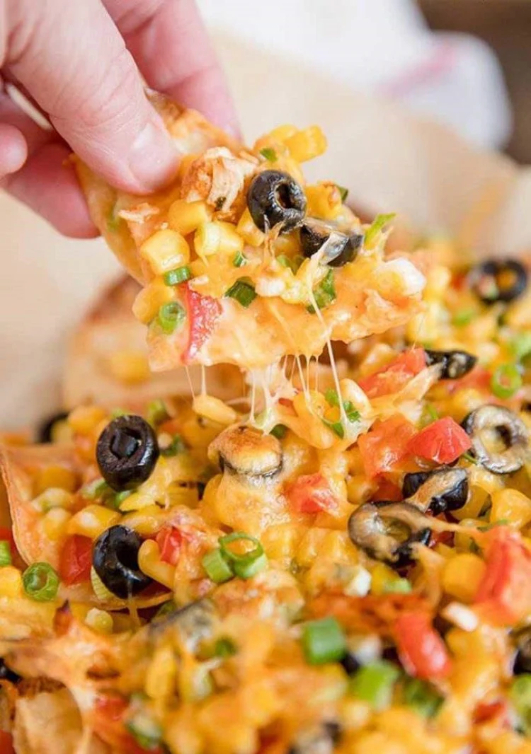 chicken nachos finger food tasty idea to try during the Super Bowl party