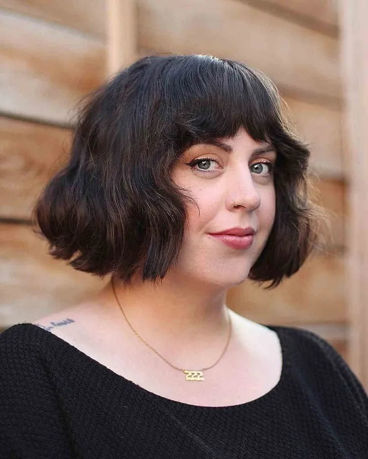 chin-length-bob-with-bangs-for-chubby-face