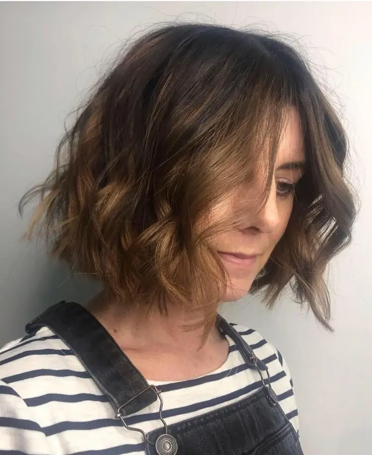 chunky bob hairstyle blunt short hair ideas trends