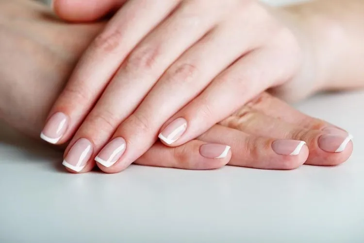 classic french manicure short nails white tips